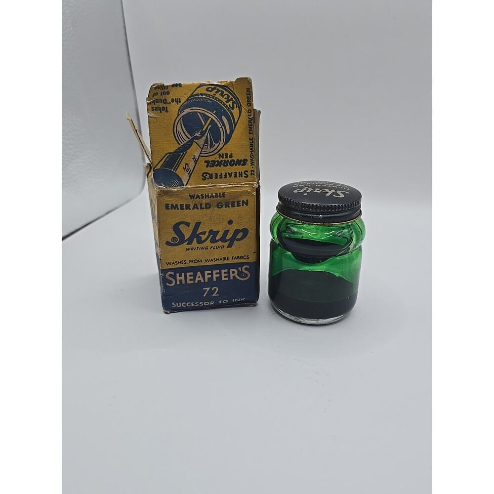 Vtg 2 oz Sheaffer Skrip emerald writing fluid ink top well bottle full with box